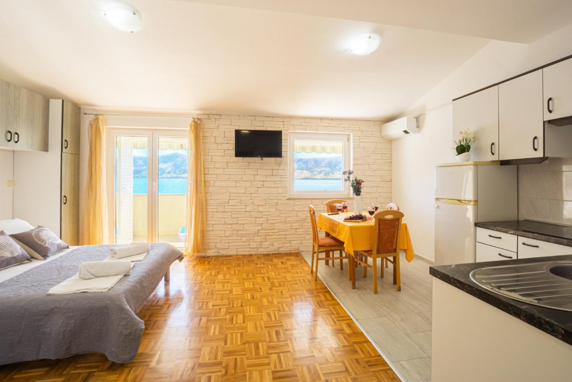Galinec With Mountain And Seaview Apartamento Metajna Quarto foto